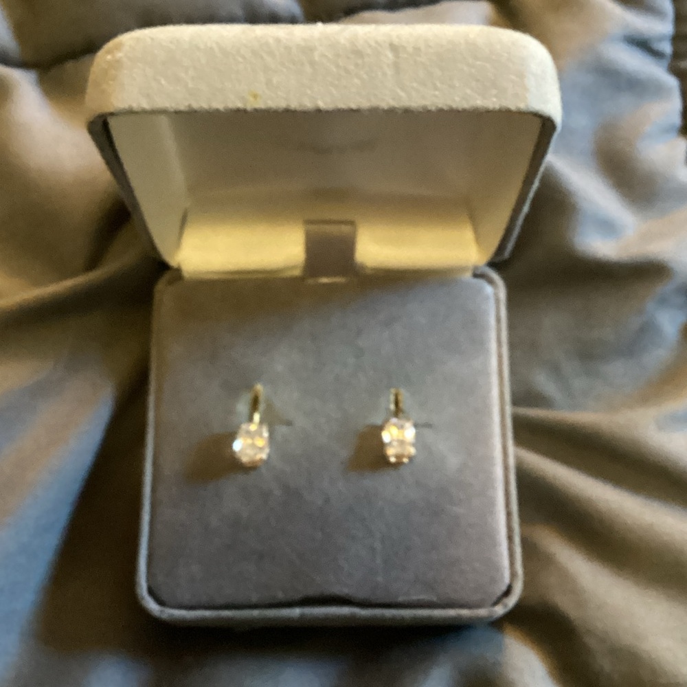 Elegant Gold Earrings